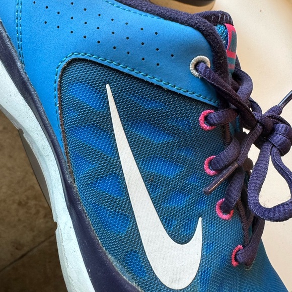 Retro Blue & Pink Nike Training Running Shoes Women’s 8.5 - Picture 9 of 11